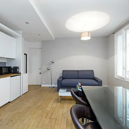 Apartment 3 People Place Trocadero Paris